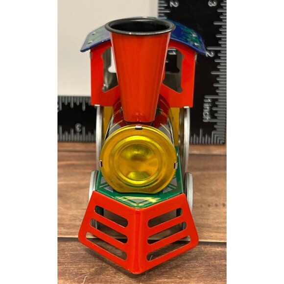 NIP 1985 HALLMARK KEEPSAKE ORNAMENT QX497-2 TIN LOCOMOTIVE TRAIN WHEELS BELL - Picture 6 of 8